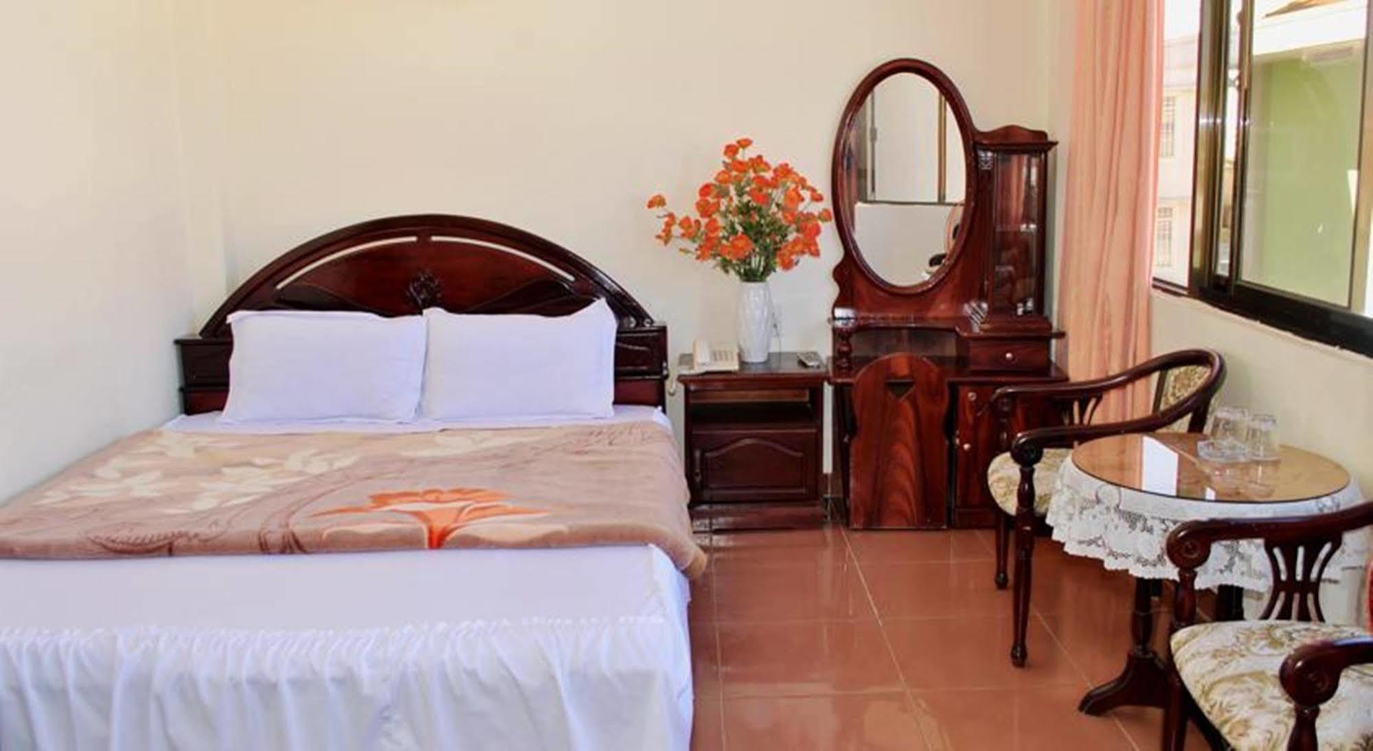 Duy Phuong Hotel Dalat Exterior foto