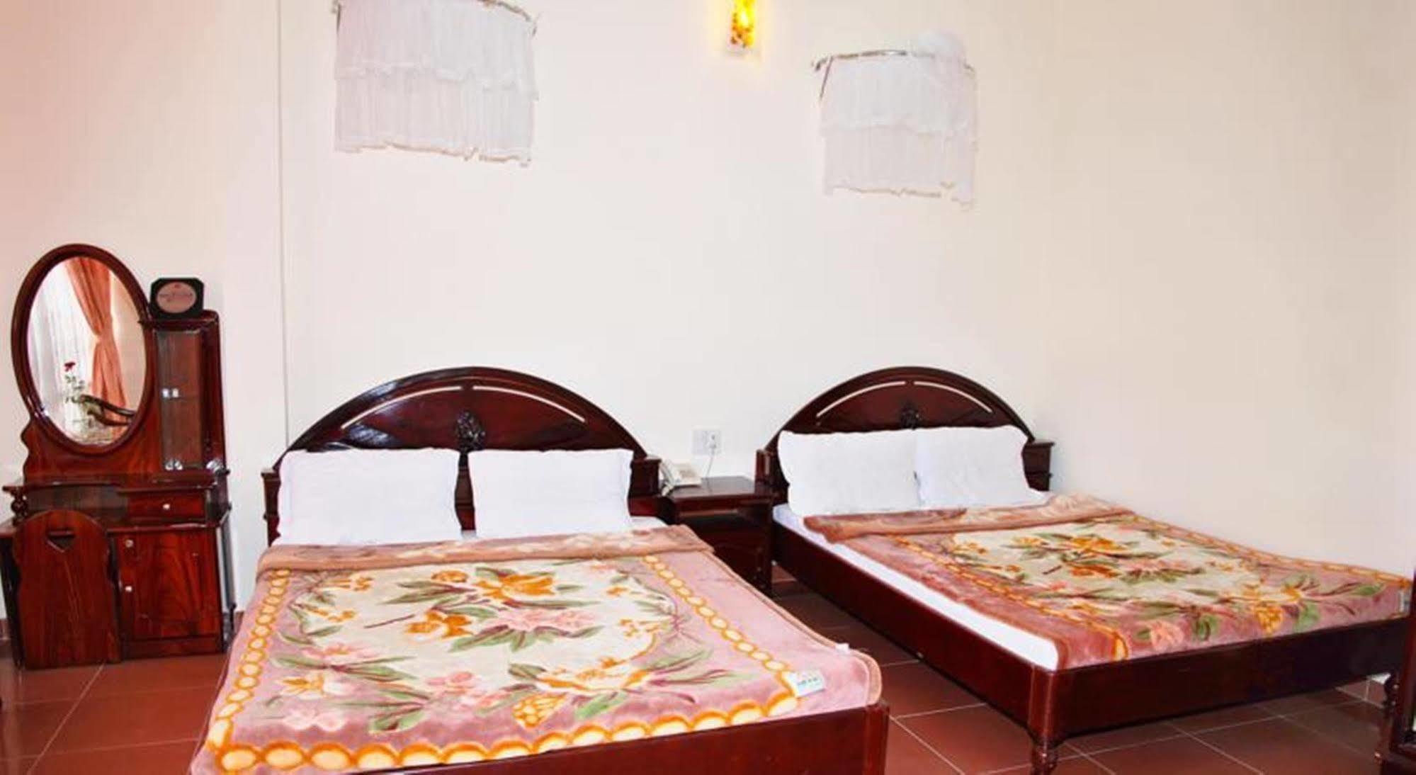Duy Phuong Hotel Dalat Exterior foto