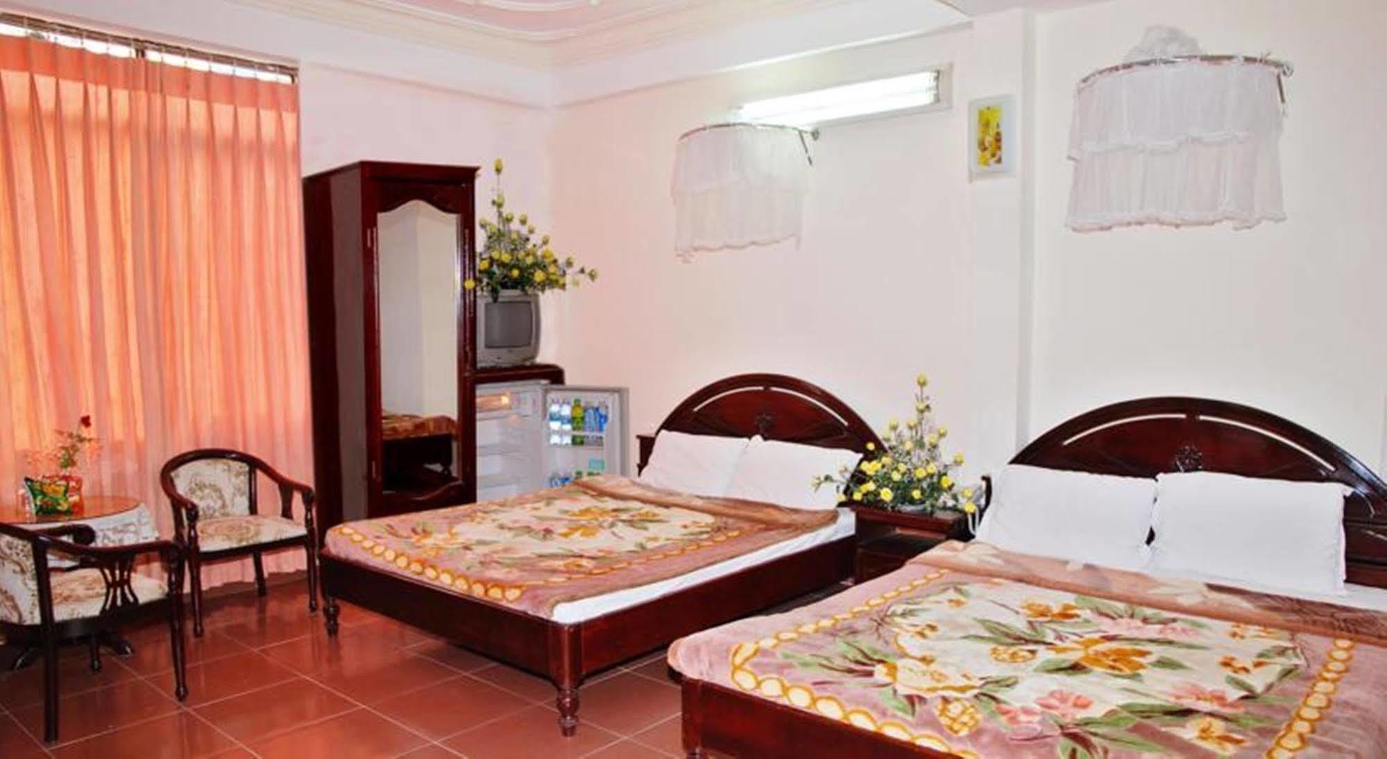 Duy Phuong Hotel Dalat Exterior foto